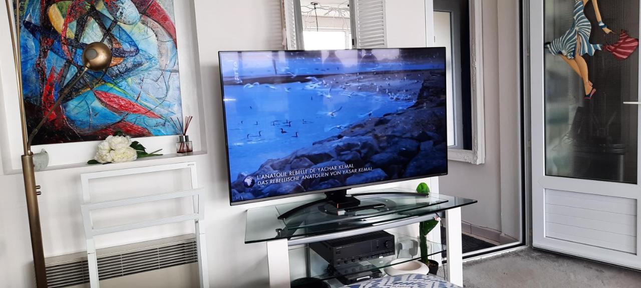 Grand loft de 60m2 très lumineux très belle vue sur mer Erquy Esterno foto